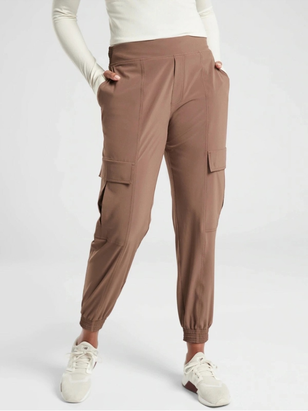 Athleta Chelsea Utility Performance Jogger Brown Size 6 - Picture 1 of 11